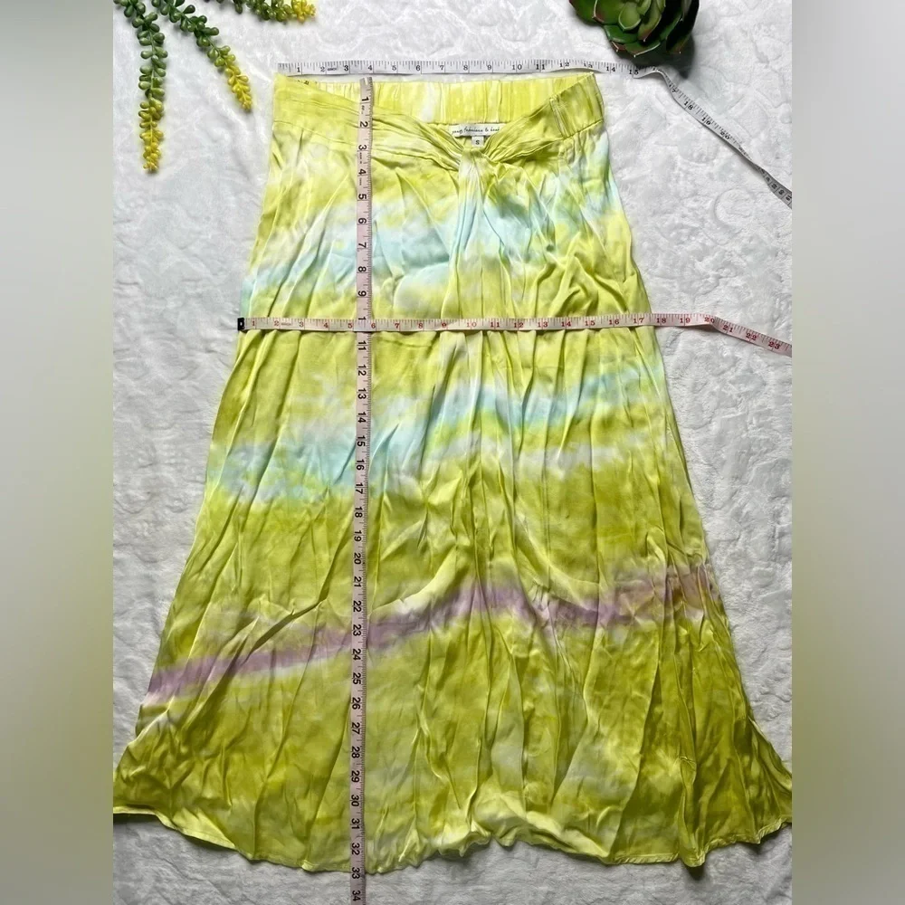Young Fabulous & Broke Savanna Tie Dye Printed Satin Twist Midi Skirt Lime Small